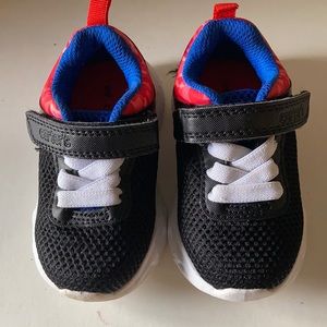 Carter’s Light Up Toddler Sneakers S5